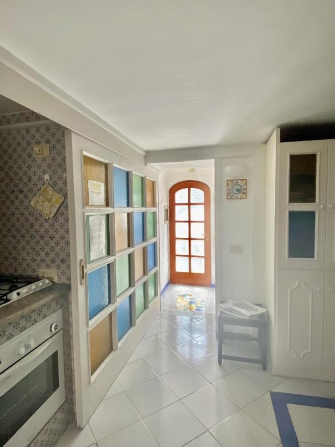 كابري Central Apartment Le Botteghe المظهر الخارجي الصورة