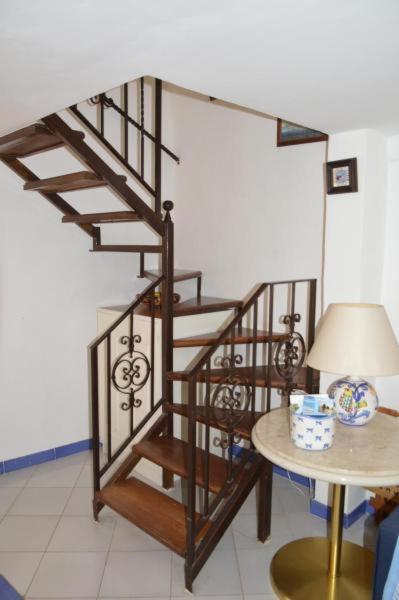 كابري Central Apartment Le Botteghe المظهر الخارجي الصورة
